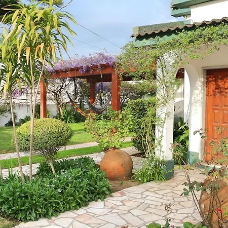 Bed & Breakfast Manawa Camp Costa de Caparica