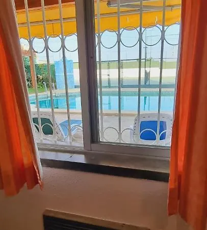 Nocleg ze śniadaniem Manawa Camp Costa de Caparica